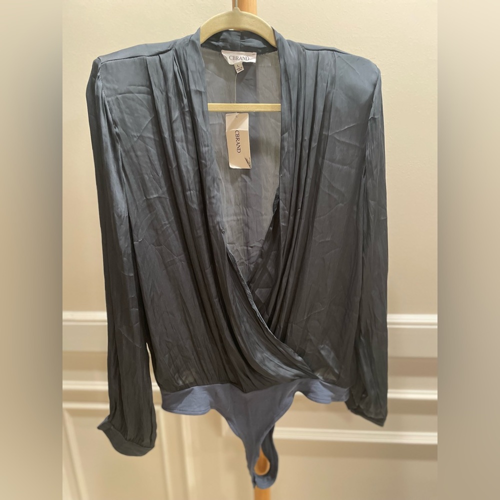 NWT Cbrand Always Classic Shoulder Pad Bodysuit Dark Grey Size Large - Picture 5 of 13